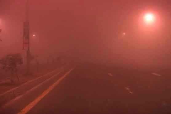 Fog affects flights schedule at Allama Iqbal International Airport