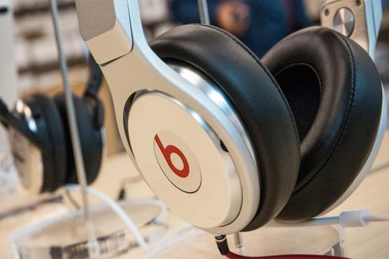 Monster sues Apple's Beats over headphone technology