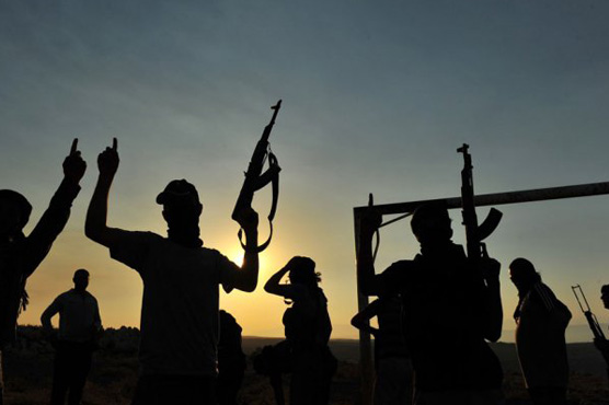 France sentences recruiter of Syria jihadists to three years