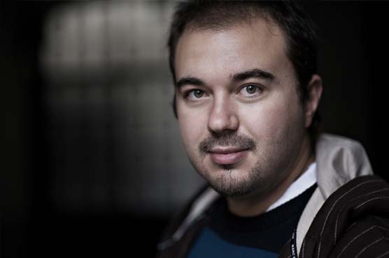 Mexico holding 13 police officers in journalist's kidnapping