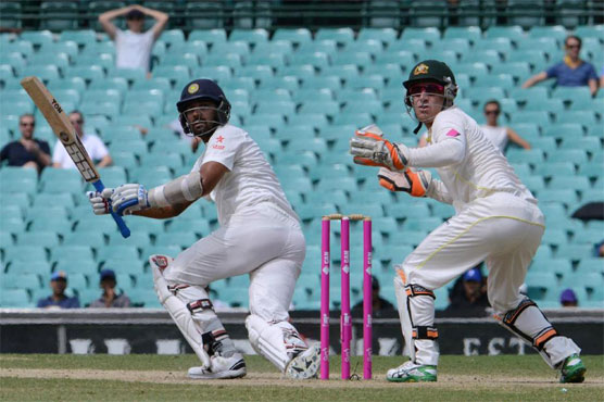 Vijay, Kohli grind it out in final Test