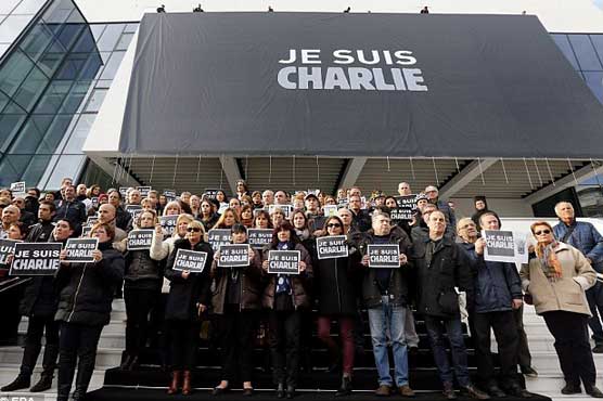 From shirts to aprons, 'Je Suis Charlie' sells online