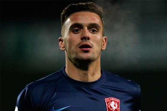 Southampton stuns Man United to go third in Premier League