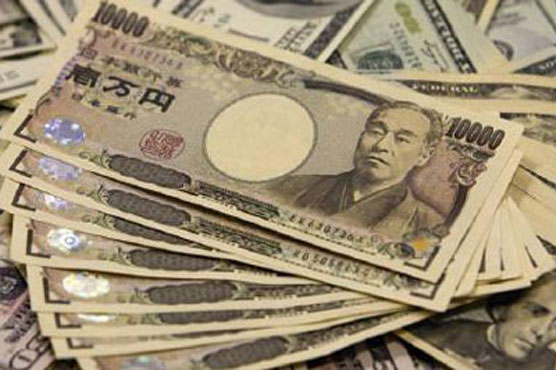 Jittery traders buy yen in Asia