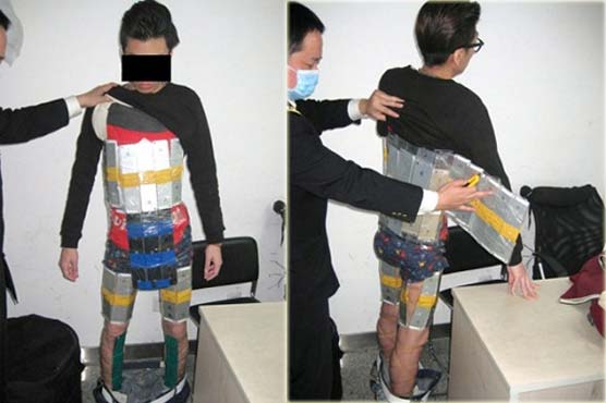 Man arrested with 94 iPhones strapped to his body