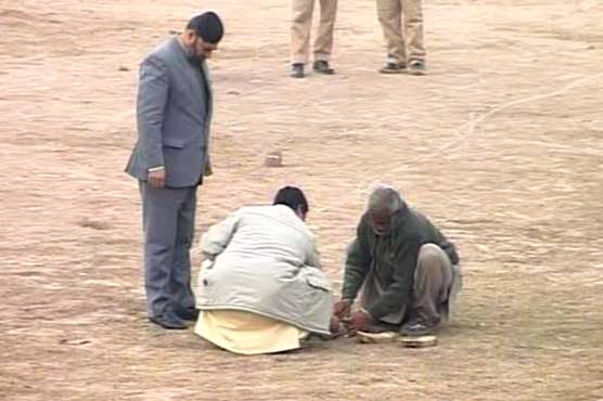 Multan: Bomb disposal squad disables suicide jacket