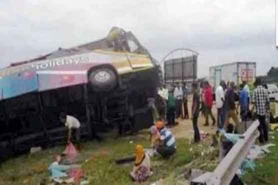 8 killed, 22 hurt in Malaysia bus accident: reports