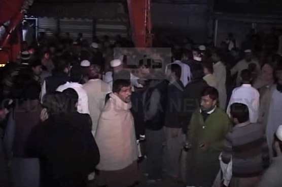 Peshawar: Crane crushes 3 labourers during anti-encroachment operation