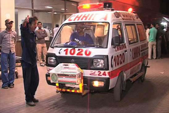 Karachi: Firing and violence kills 3 people, 2 police officers