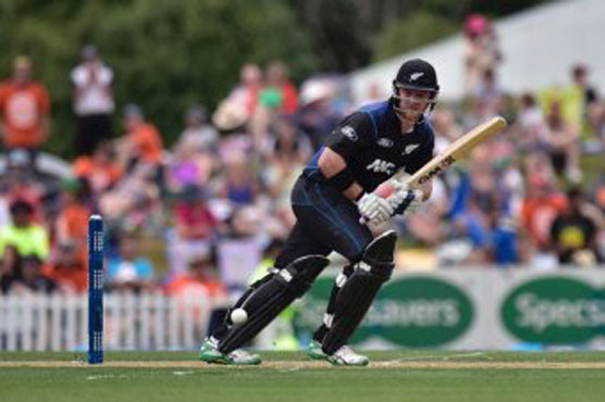 New Zealand beat Sri Lanka by four wickets in ODI