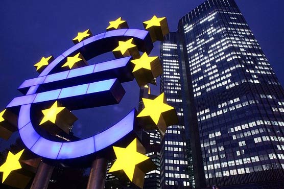European Central Bank stimulus faces hurdles compared to Fed
