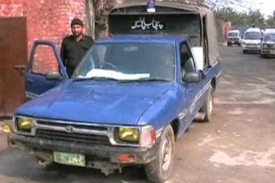Kasur: Rangers kill smuggler, arrest accomplice