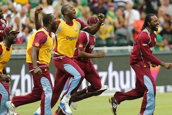 West Indies beats SAfrica by 1 wicket in 4th ODI