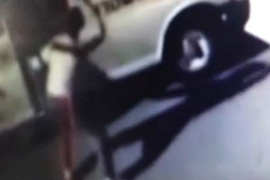 Knife-wielding man shot dead outside Dutch museum