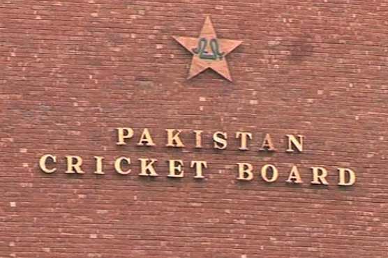 PCB struggles with destabilising contract row month before World Cup