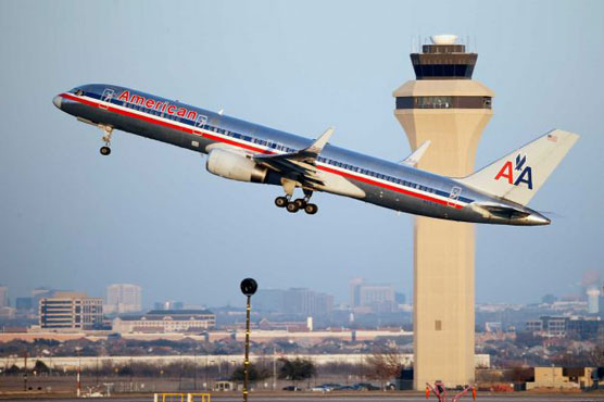American Airlines 4th-qtr profit gets lift from cheap fuel
