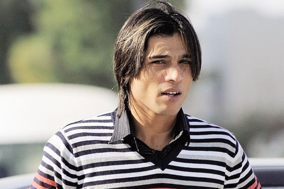 ICC allows fast bowler Mohammad Amir to play domestic cricket