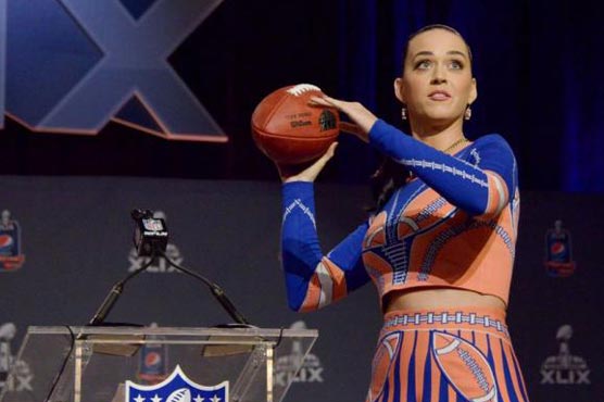 Katy Perry's Super Bowl promise: lion, sharks and live singing