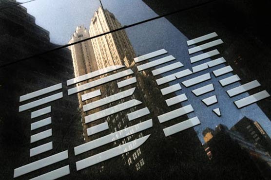 IBM boss gets bonus despite company's woes
