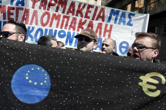 ECB official says Greek lending could stop by March