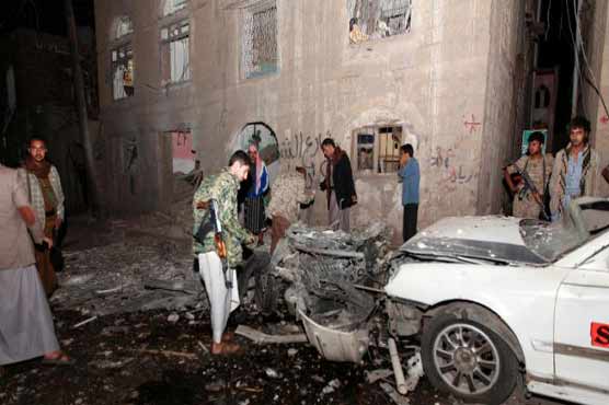 IS car bomb kills Yemen Shiites, as rebels open prison doors