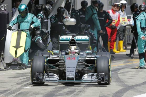 Formula One: Hamilton seeks to halt charging Rosberg