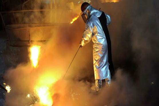 Steel firms warn of massive Mexico layoffs