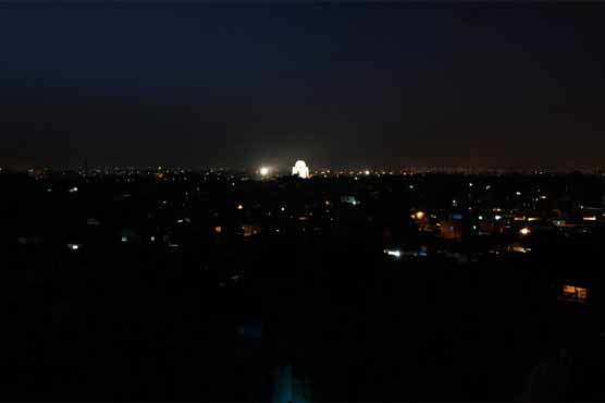 Residents irked as technical faults cause severe power outages in Karachi