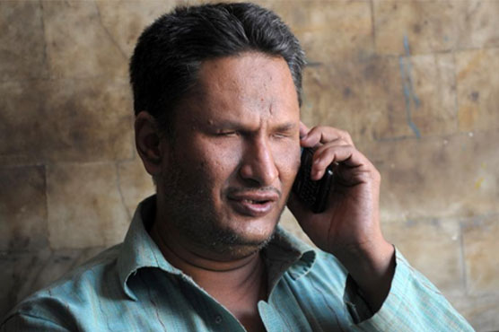 Karachi: Mechanic says blindness no roadblock to success