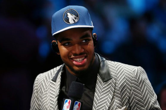 NBA: T-Wolves sign top pick Towns, Garnett agrees to deal 