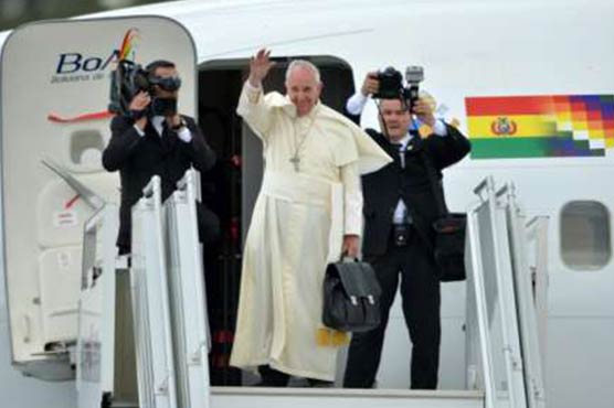 Pope takes message to defend poor, environment to Bolivia