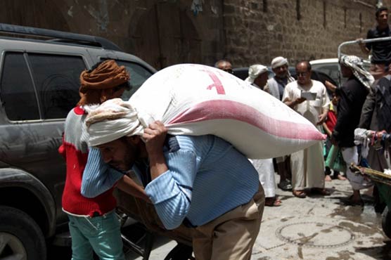 Yemen truce begins, relief agencies hope to deliver aid