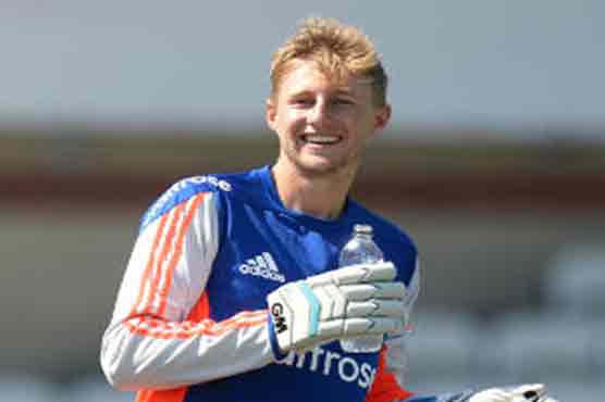 Root says attack key to downing Aussies