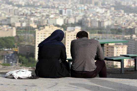 Iran changes law to make divorce harder