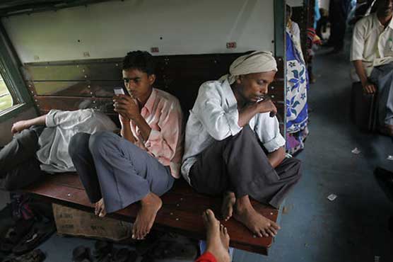 India's 'living dead' fight for resurrection