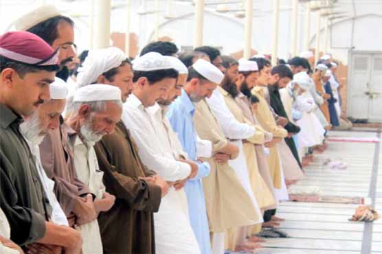 Bohra, Popalzai communities celebrating Eid in KP, Karachi