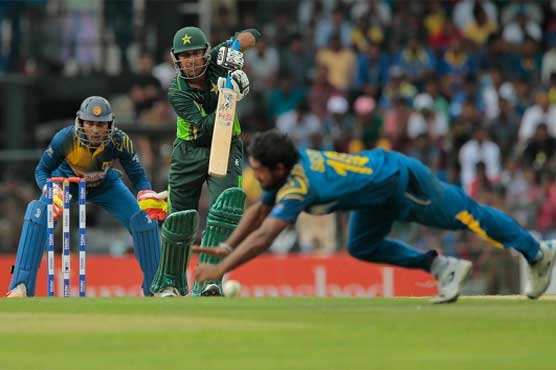 Pakistan set 317 runs target for Sri Lanka in 3rd ODI