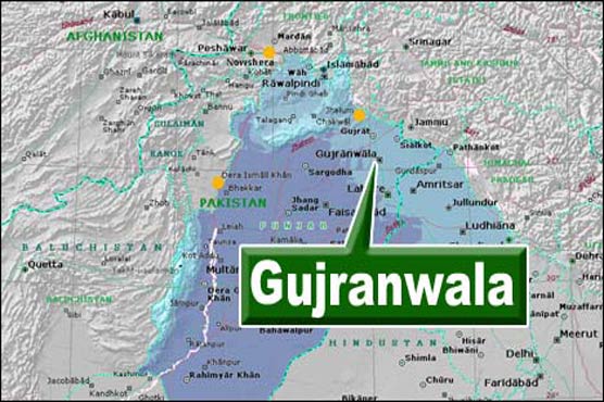 Gujranwala: Noxious gas spreads in area as pipes explode in ice factory