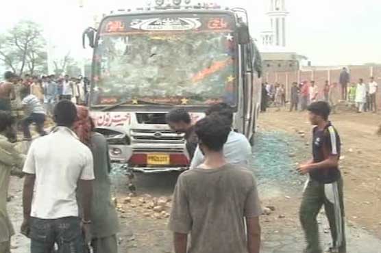 Speeding bus kills three along roadside, locals torture driver