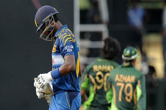 Flamboyant Sri Lanka fall prey to superb fielding effort