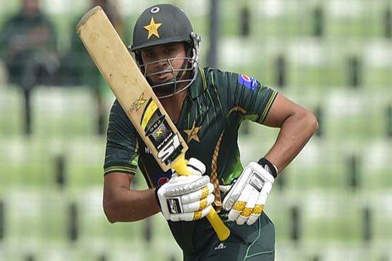 Pakistan off to a flyer as openers put on 69 in 10 overs