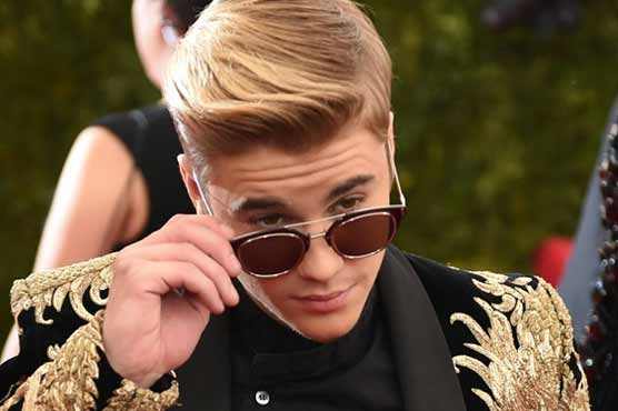 Argentina drops bid to arrest Justin Bieber