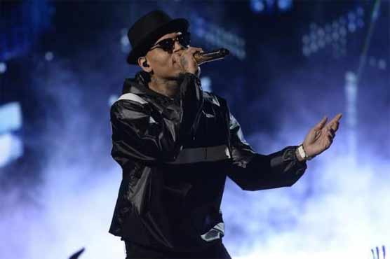 Chris Brown leaves Philippines after three days over payment dispute
