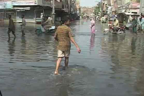 Several areas inundated as heavy rain continues in Hyderabad