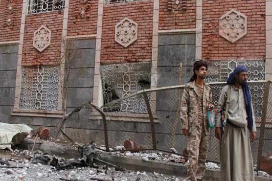 Deadly car bomb hits Yemen capital as fighting rages in south