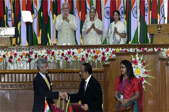 Bangladesh, India exchange land islands in historic deal