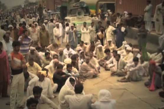 Farmers end protest after written assurances from Rana Sanaullah