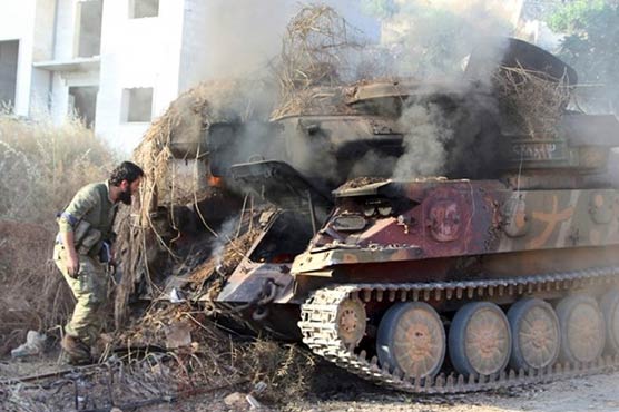 Islamic State fighters at the gates of northeast Syrian city