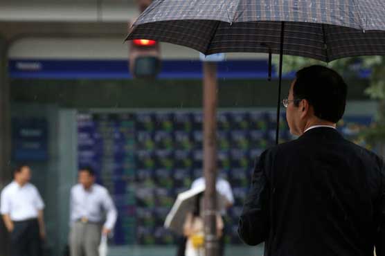Asian stocks drop despite stronger Japan, US data
