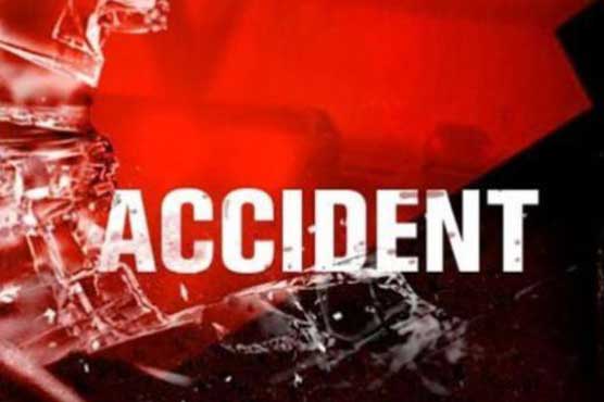 Islamabad: Car gets out of control, hits a tree, 3 dead